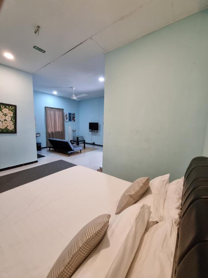 Seven Stones Langkawi Bed & Breakfast Pantai Cenang  Dış mekan fotoğraf